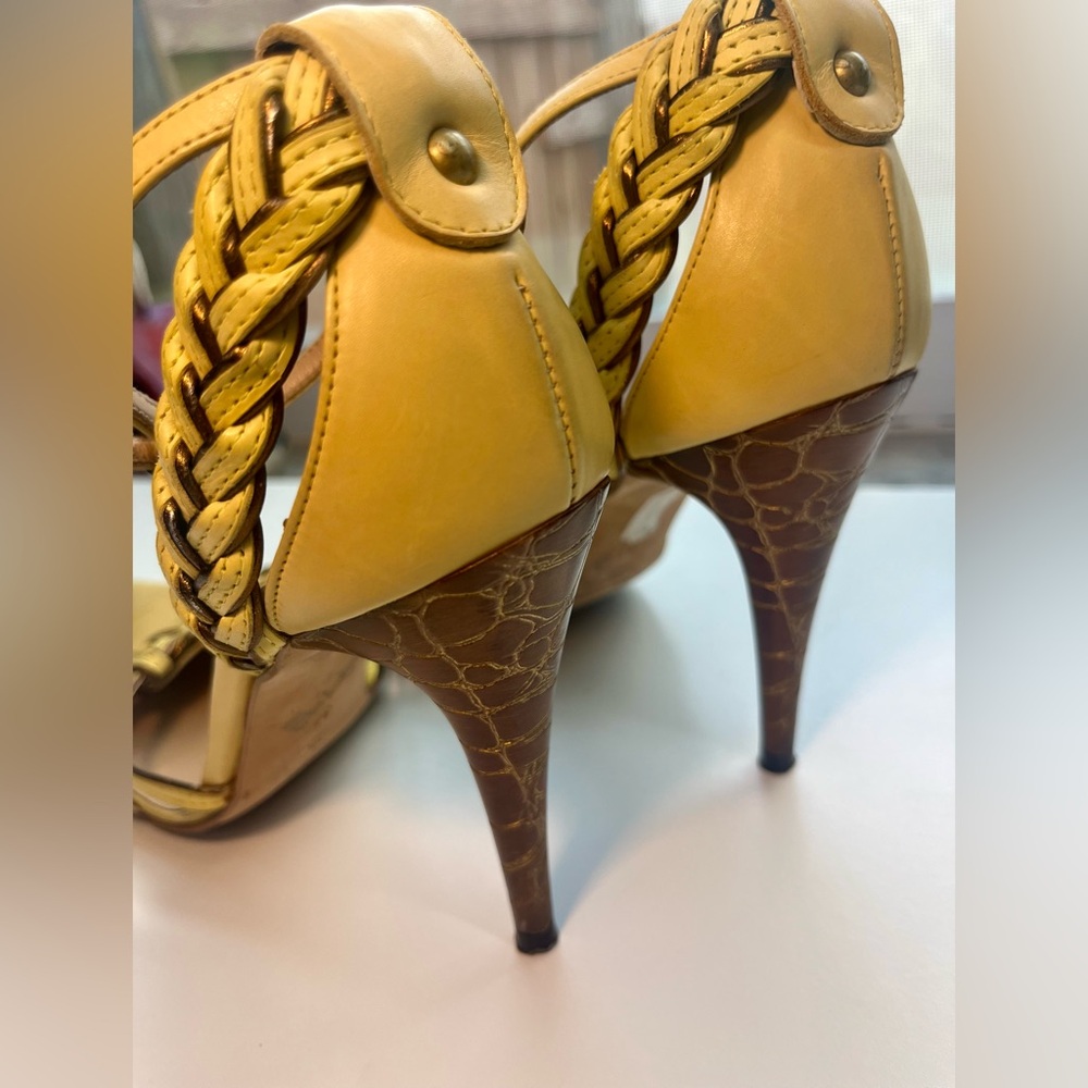 💛Vero Cuoio 💛Braided Italian Women's Heells